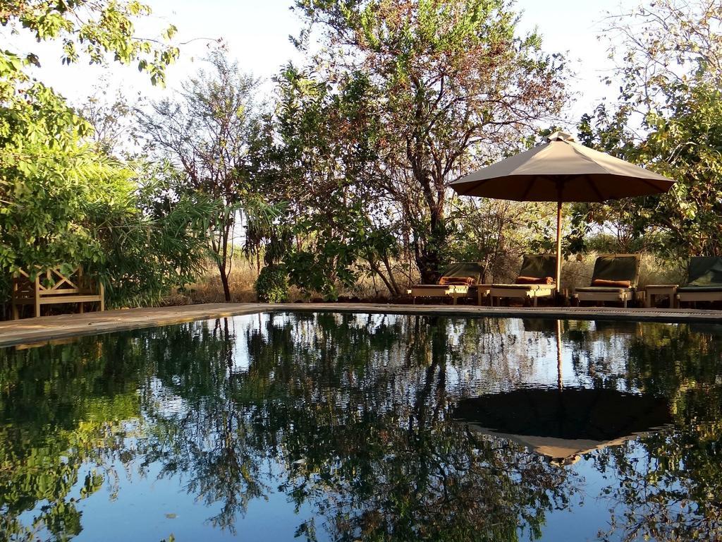 Hotel Ikweta Safari Camp Maua Exterior foto
